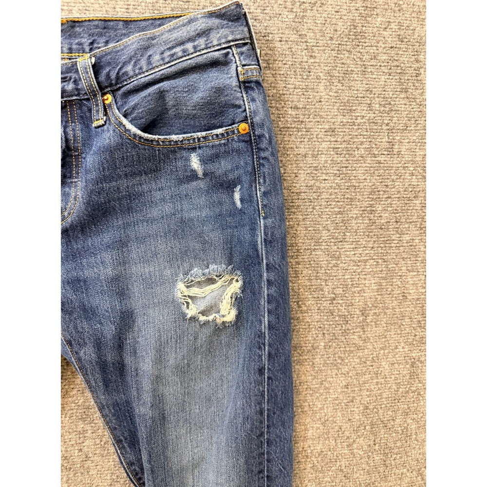 Vintage Levi's 501 T Womens Tapered Jeans 26x28 Medium Wash Distressed Button Fl - Picture 6 of 16